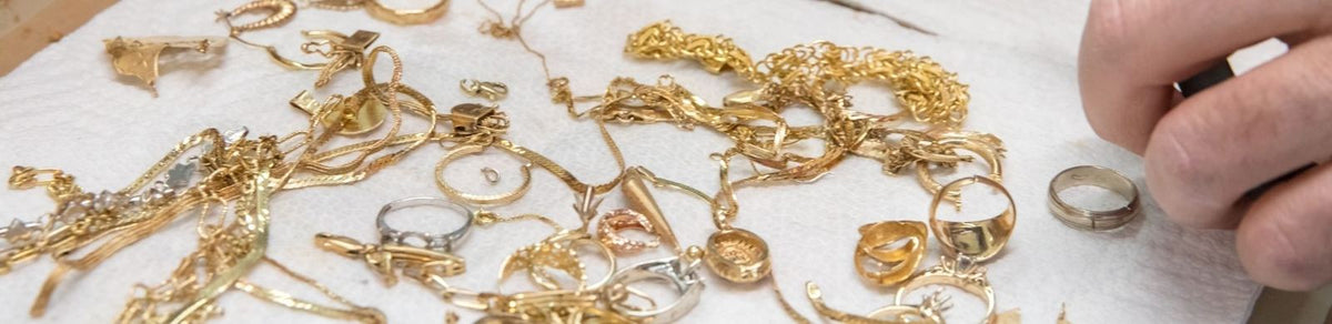 Altgold und Goldschmuck zur Bewertung beim Goldankauf in Wien